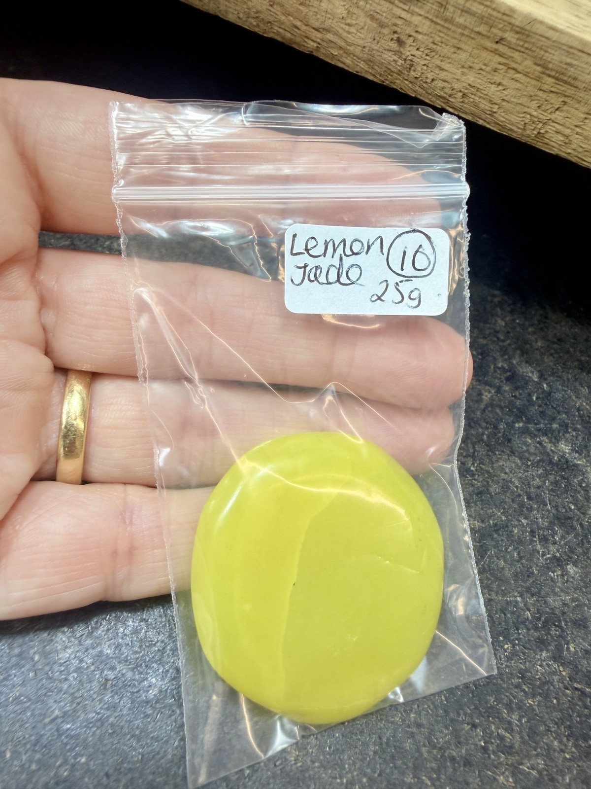 Crystal Lemon Jade Palm Stone Flat Healing Spiritual Collect yellow pocket (10)