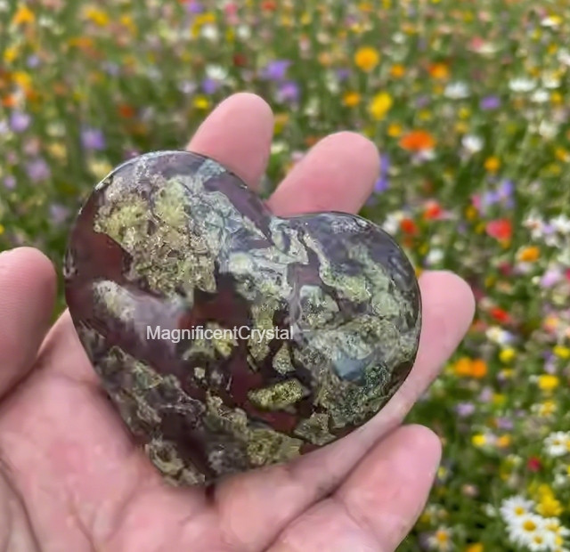 1pc Dragon Blood Jasper Heart Stone Palm Stone Healing Decor Energy Reiki Gifts