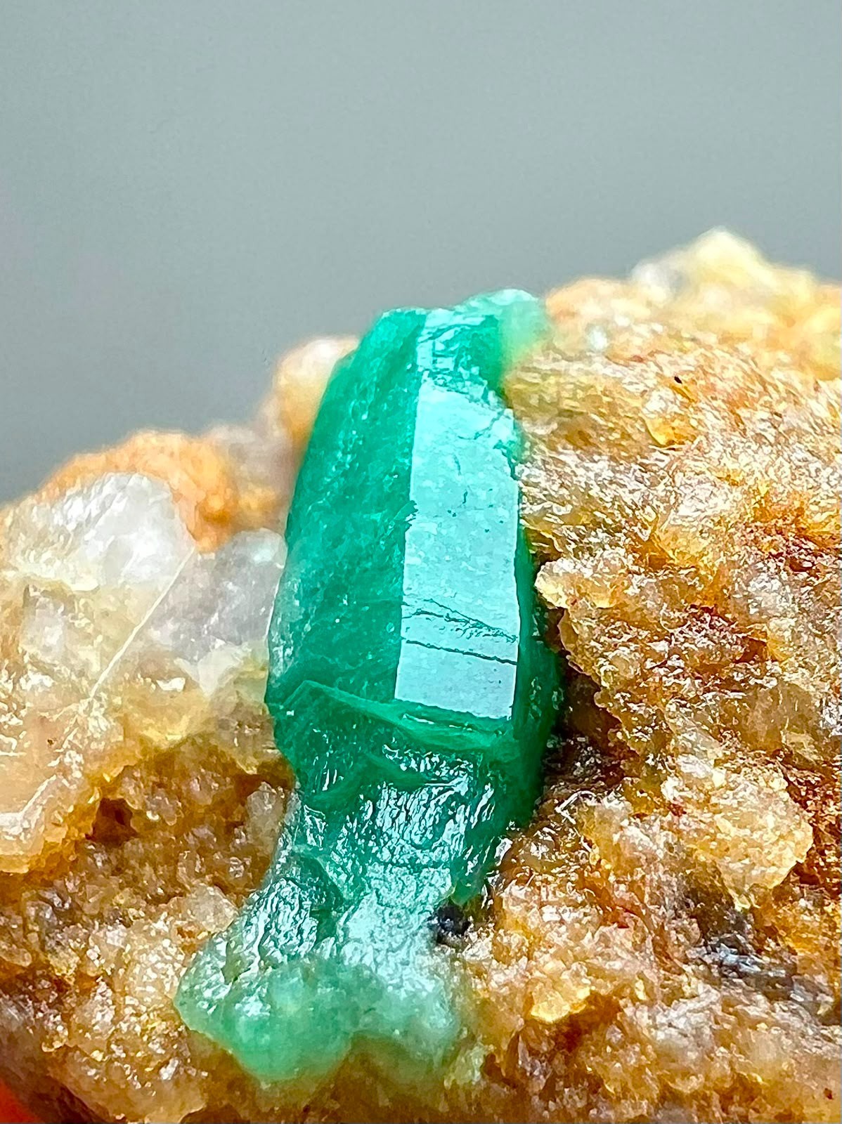35CT, Natural Top Green Emerald Crystals on Matrix From Panjshir Afghanistan