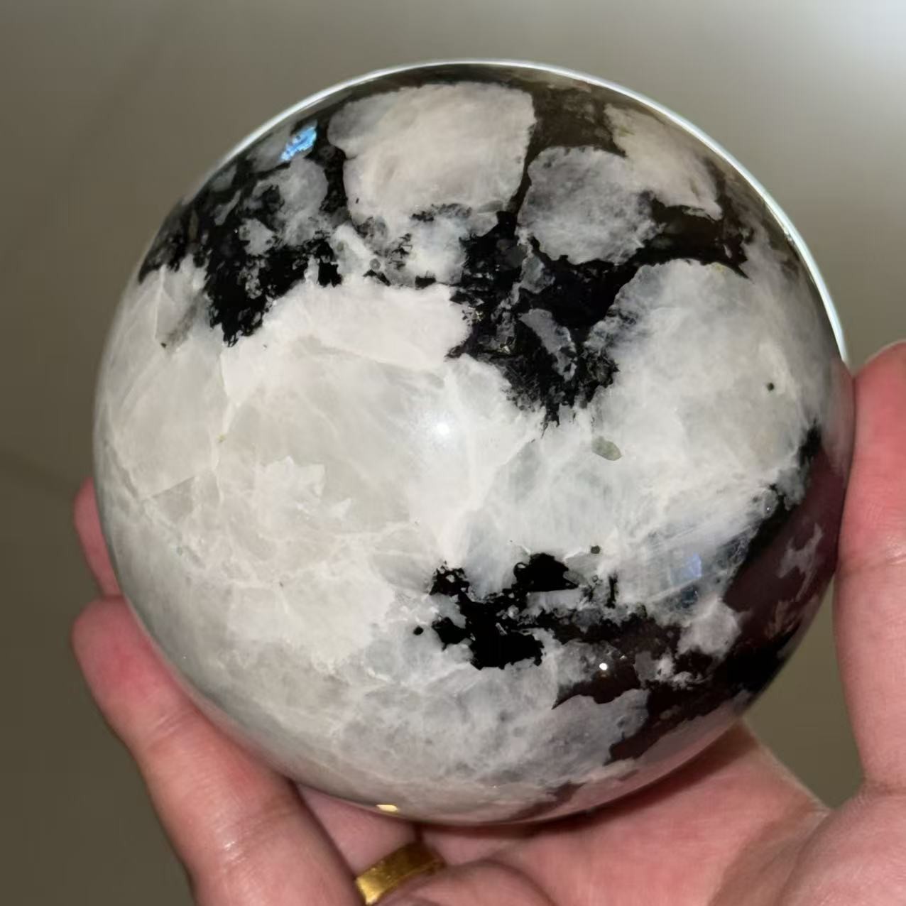 2.6LB 3.7″ Natural Rainbow Moonstone Sphere Crystal Glittery Ball Healing