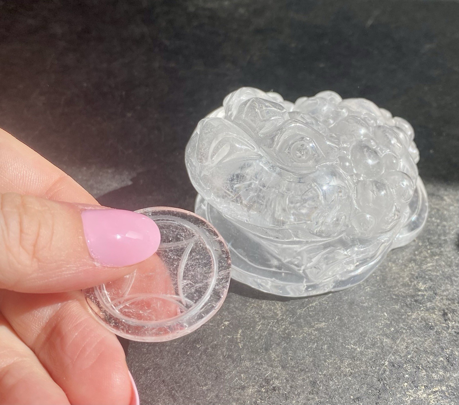 Crystal Clear Quartz 3 Leg Money Toad Frog Coin Feng Shui Prosper 274g