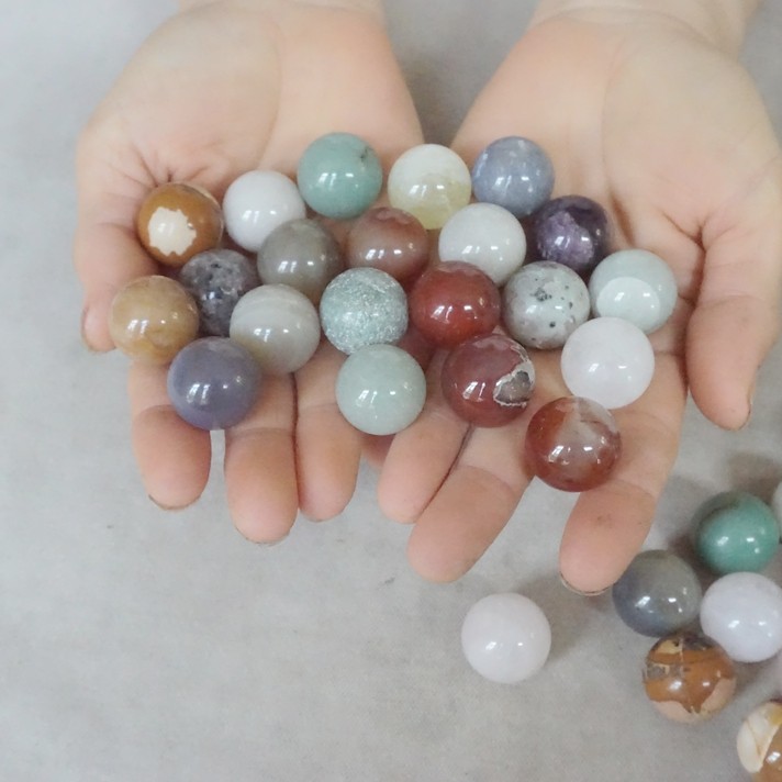2.2LB 88Pcs Natural Quartz Crystal Jasper Sphere Ball Diverse Stone Healing 20mm