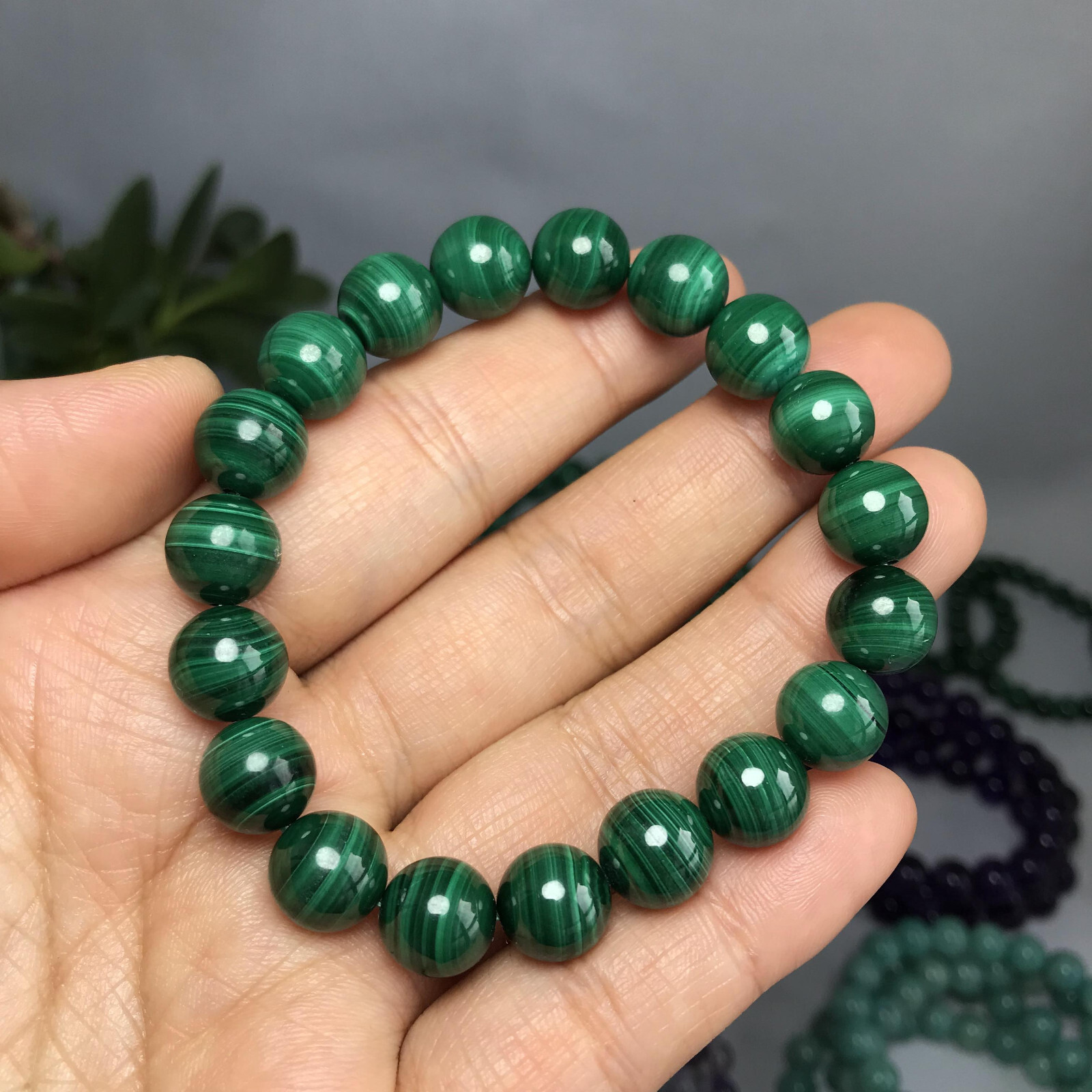 10mm Natural malachite gemstone Crystal chain beads bracelet 39-40g A5262