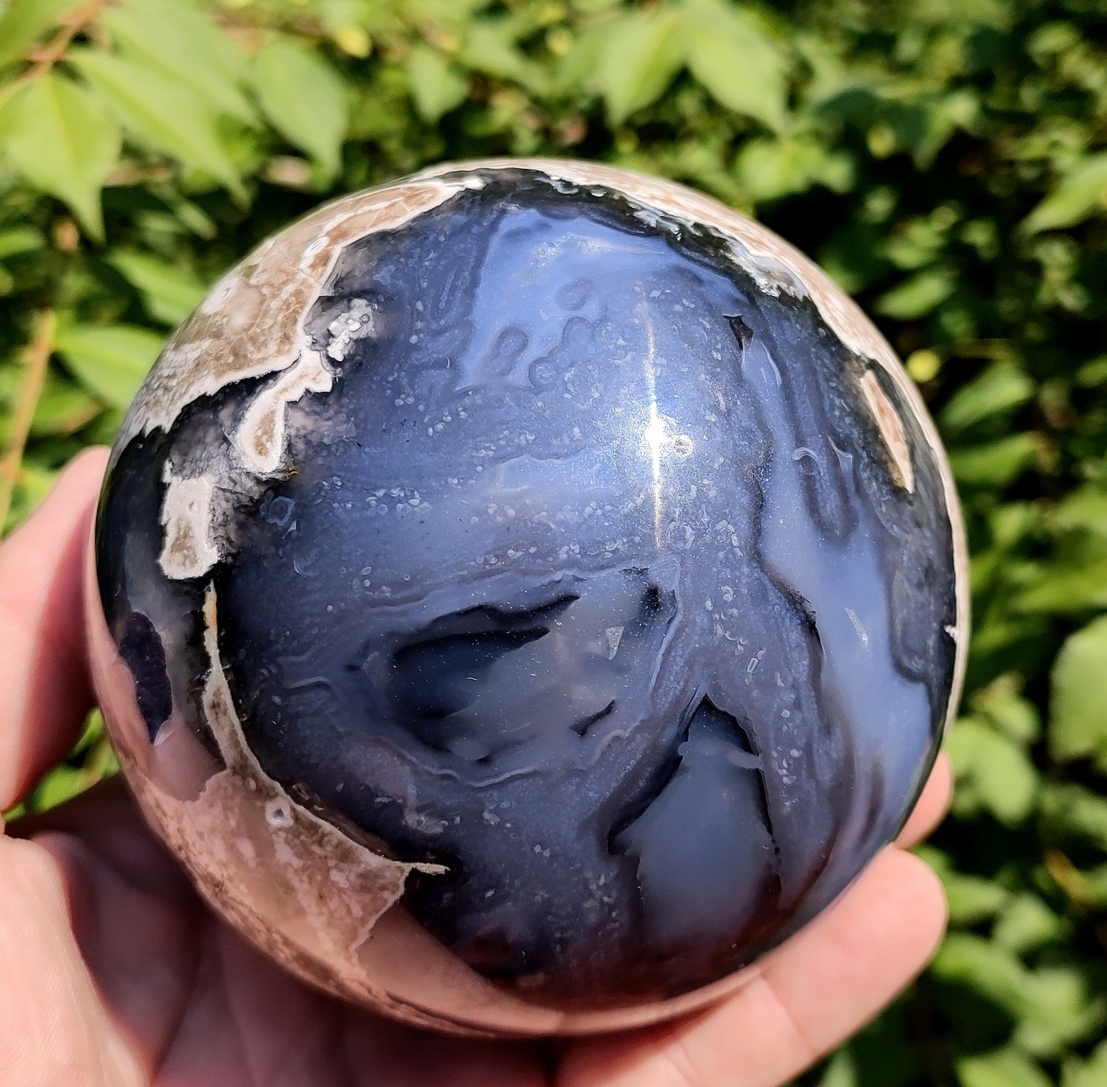 3LB 14OZ, UV REACTIVE VOLCANO AGATE CRYSTAL DRUZZY SPHERE, 106MM DISPLAY SPHERE