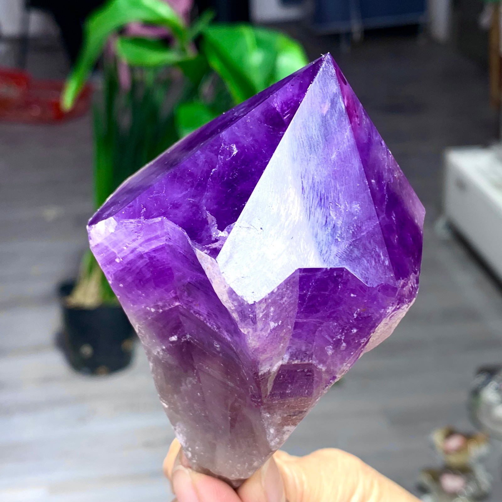 378G Natural Amethyst Quartz Crystal Single-End Terminated Wand Point Healing