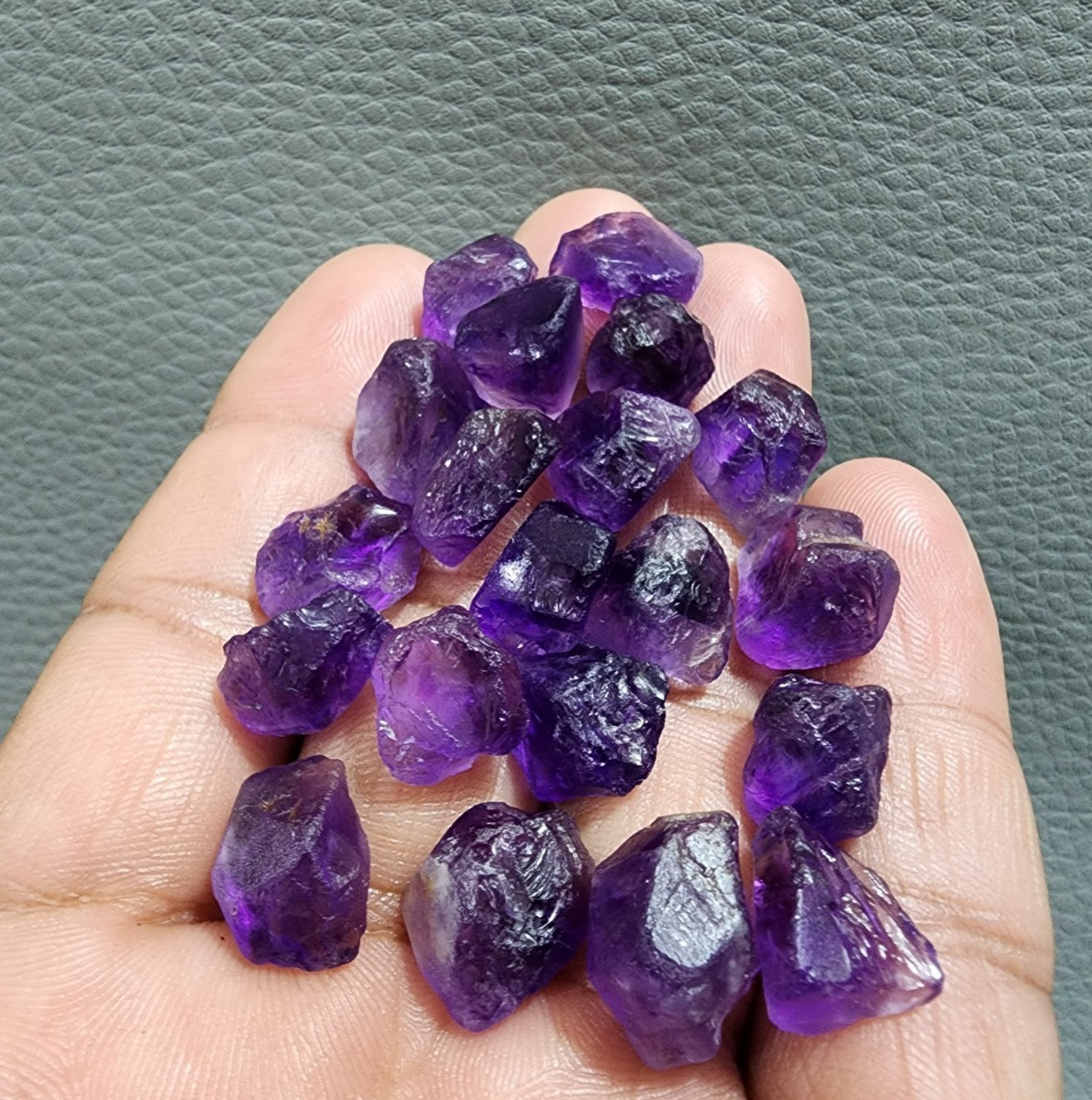 20 Pcs Pretty Purple Amethyst Rough 11-15 MM Raw Size Crystal Amethyst Gemstone