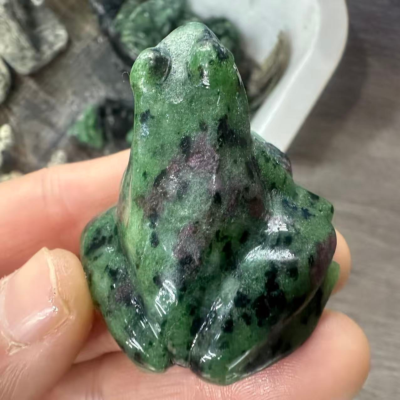 1pc Natural Epidote Quartz Carved Frog Skull Crystal Reiki Decor