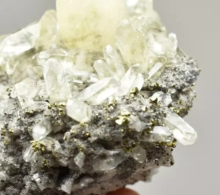 209g Calcite on Dolomite – Sweetwater Mine, Reynolds Co., Missouri