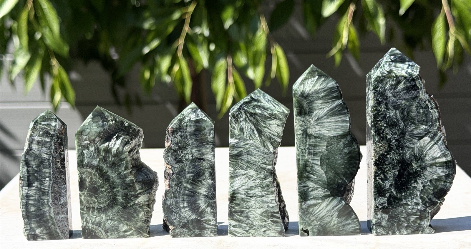 Wholesale Lot 1 Lb Natural Seraphinite Obelisk Tower Crystal Energy