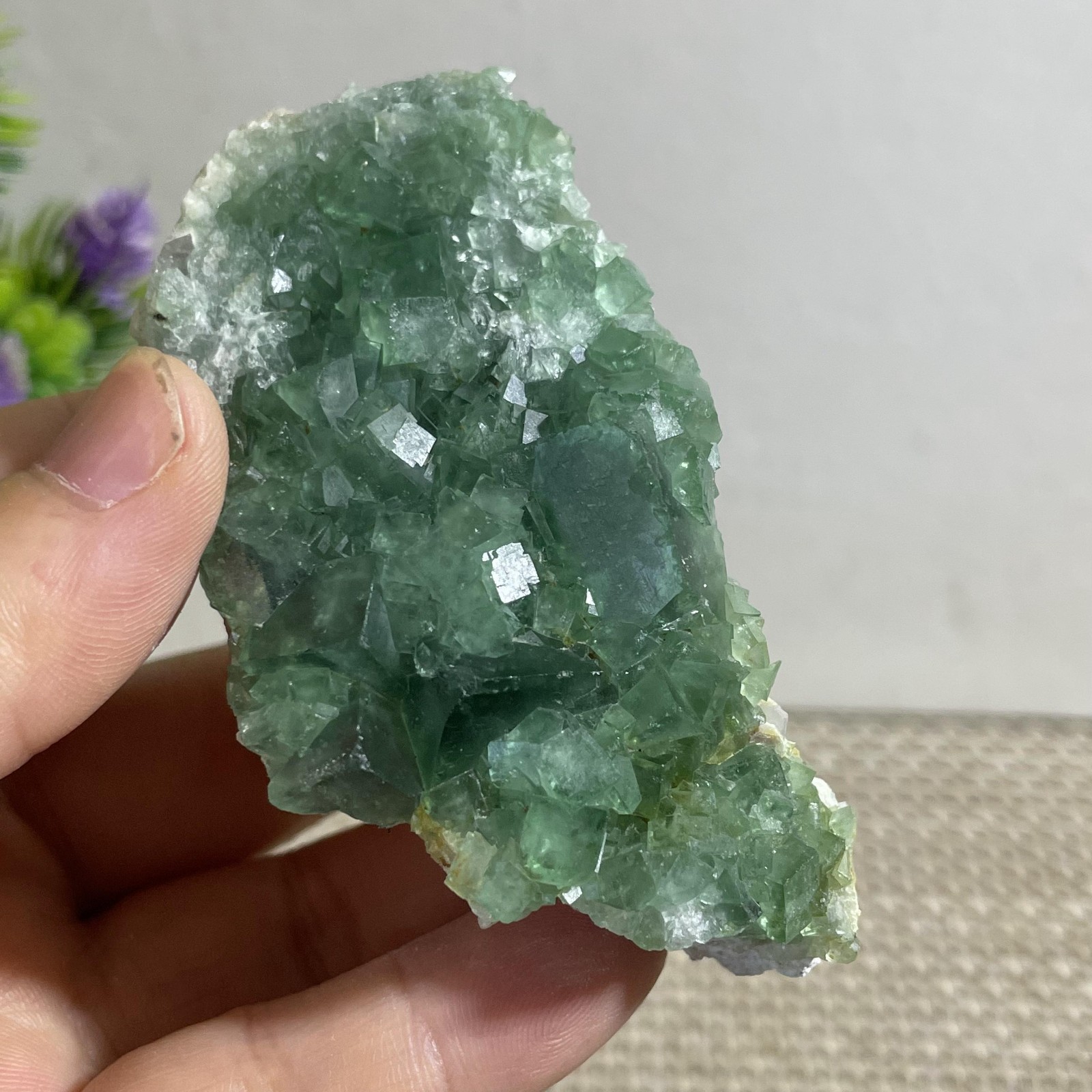 115g transparent green cubic fluorite mineral sample Inner Mongolia #147