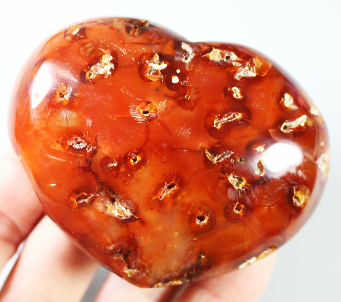 Natural Red Orange CARNELIAN Agate Quartz Crystal Love Heart Palm Stone 226g