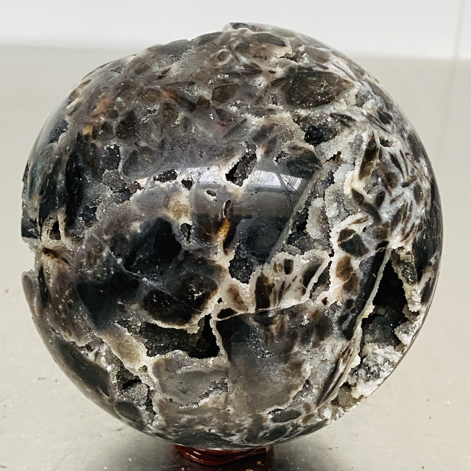 Natural sphalerite crystal cave quartz Sphere healing ball Specimen 2200G