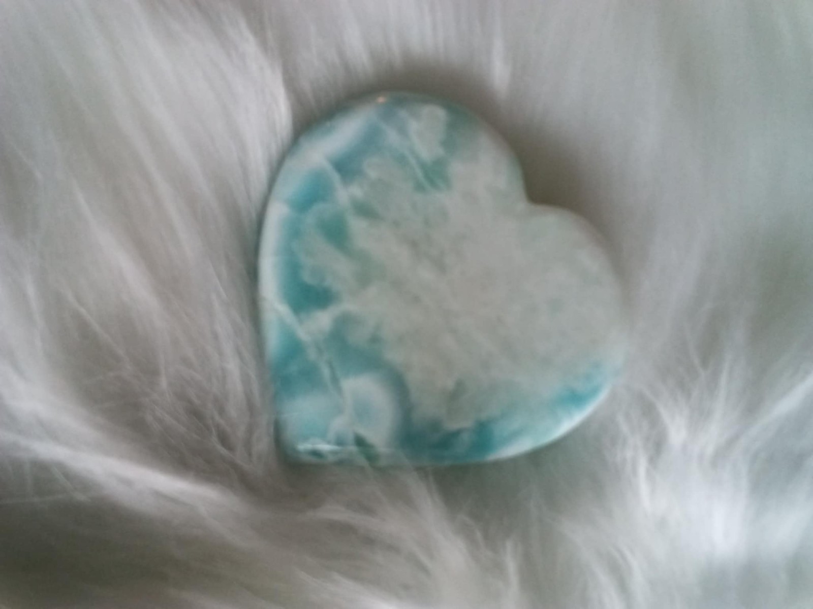 LARGE DOMINICAN REPUBLIC LARIMAR HEART PALMSTONE 65 mm x 66 pt 7 mm x 12 mm