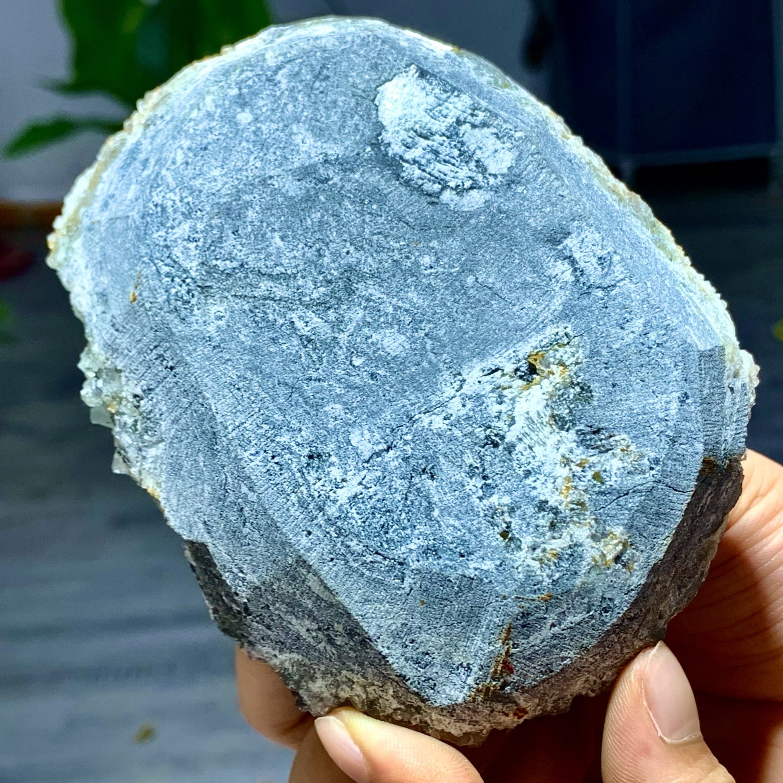 447G Rare transparent blue green fluorite cubic mineral crystal sample/China