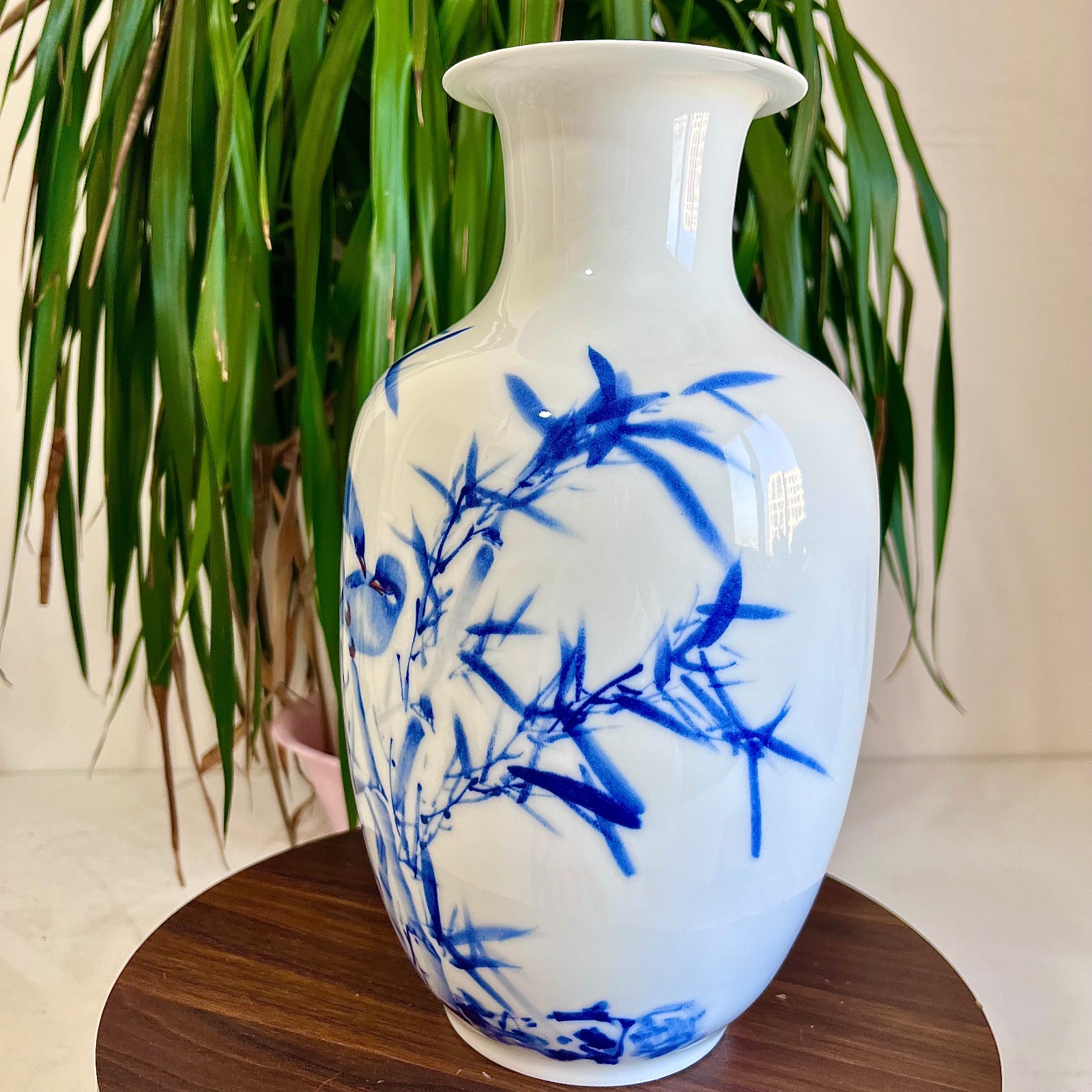 1.76LB Classic landscape painting poetic ceramic vase from Jingdezhen, China