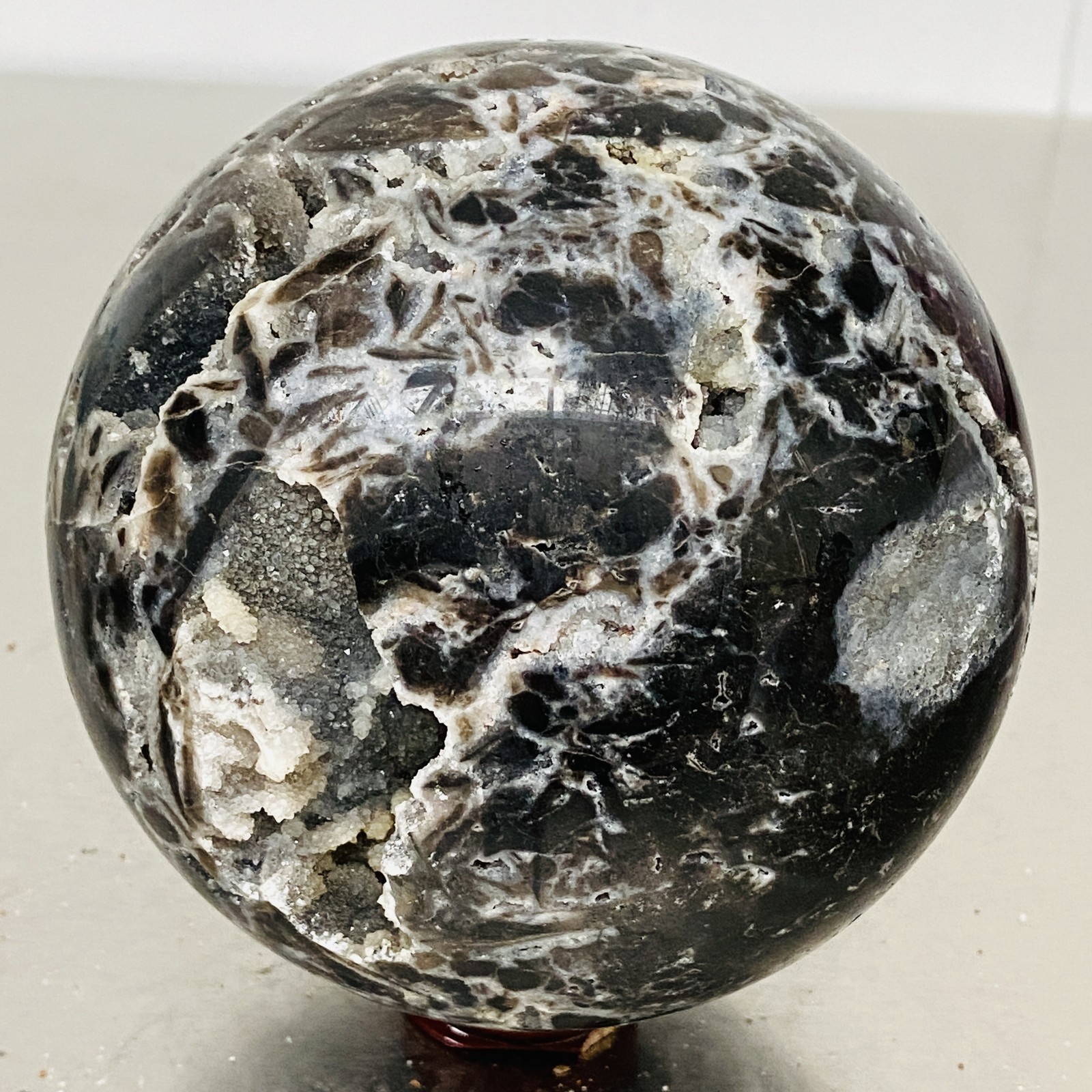 Natural sphalerite crystal cave quartz Sphere healing ball Specimen 2200G