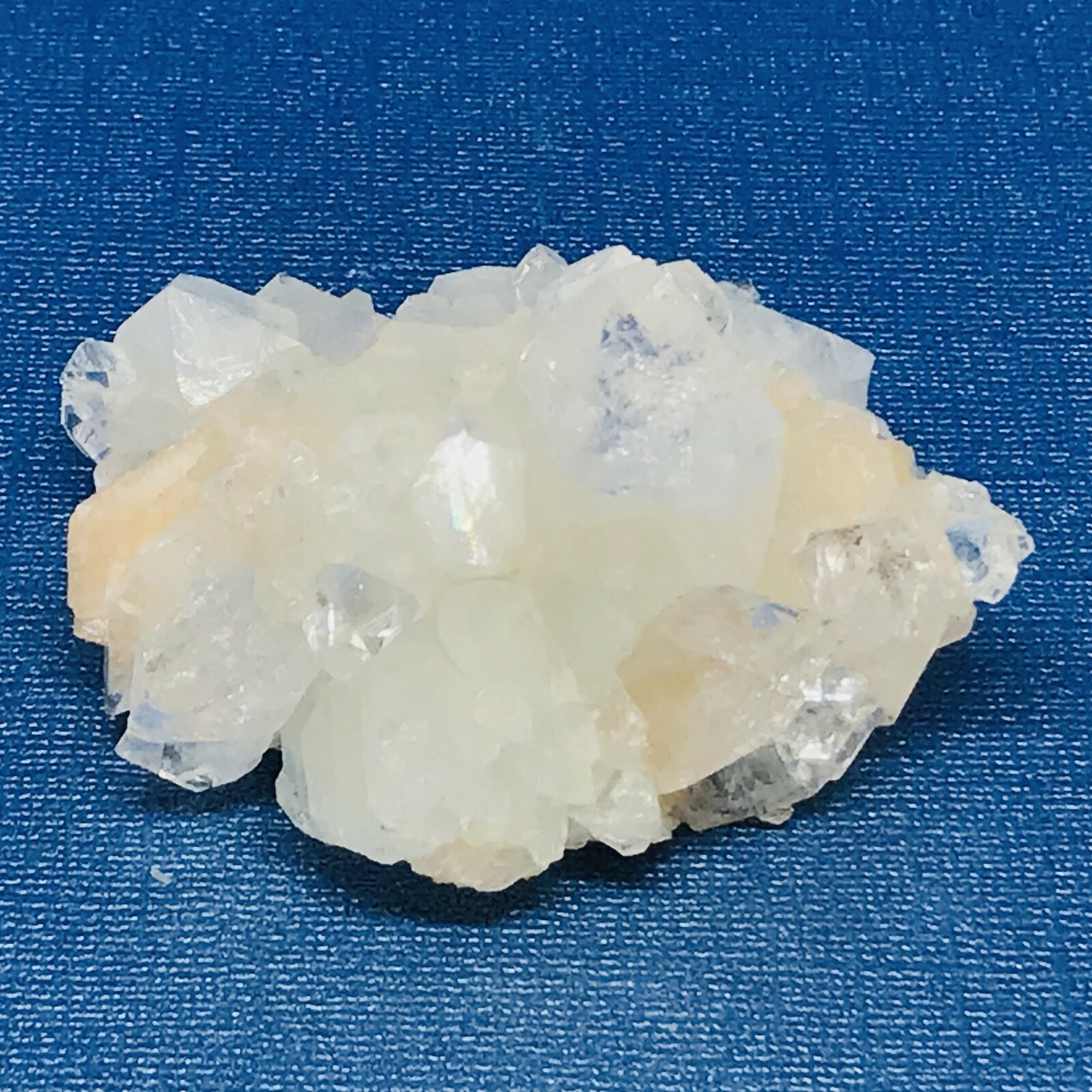 White Clear Apophyllite & Stilbite Crystal Cluster 121g/4.268oz 7.8cm/3.1inches
