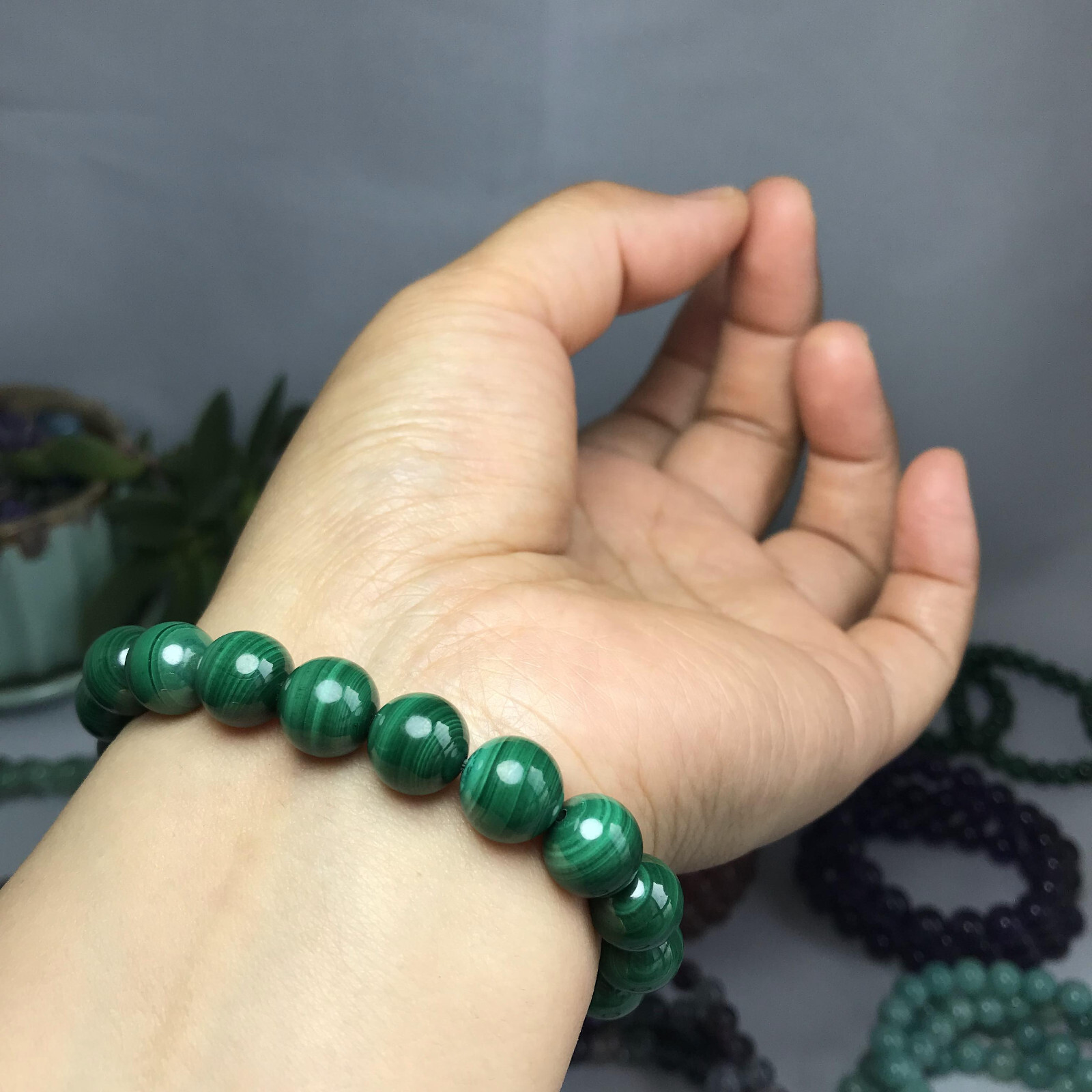 10mm Natural malachite gemstone Crystal chain beads bracelet 39-40g A5262