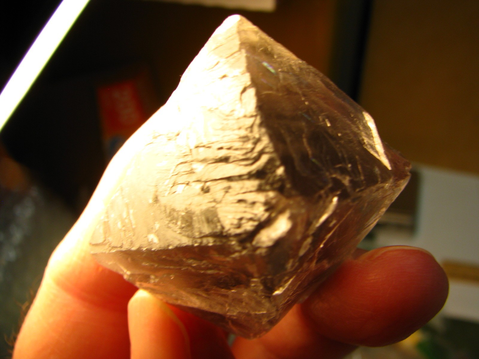 98g LARGE GRAY/CLEAR OCTAHEDRON FLUORITE 2.07×2.06×2.06in DE’AN JIANXI CHINA#243