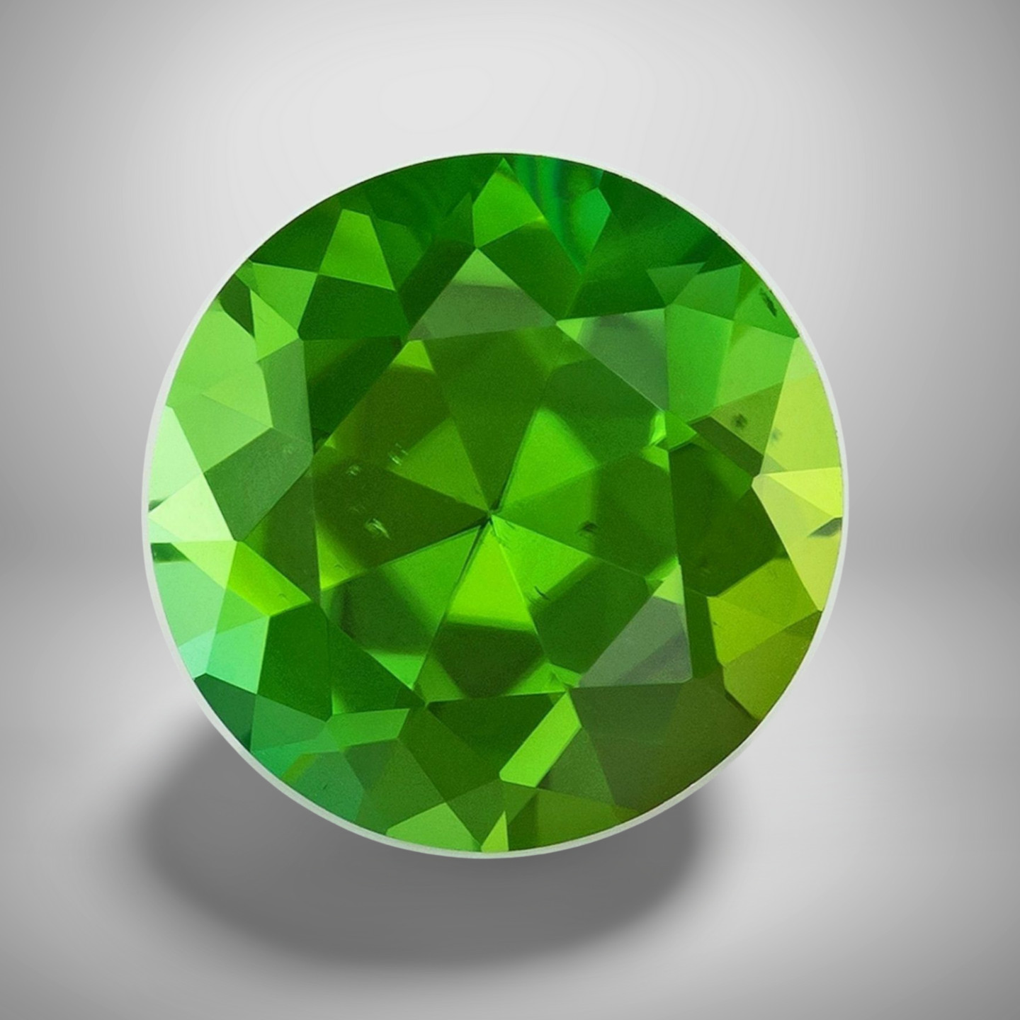 Green Tourmaline Round Cut Gemstone 3.50 Cts – 10 mm VVS Precious Jewelry Gem