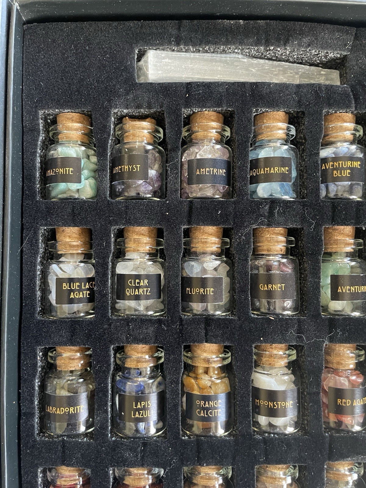 Witchcraft Crystals Set: 30 PCS Gemstones in Jars for Altar & Wiccan Supplies