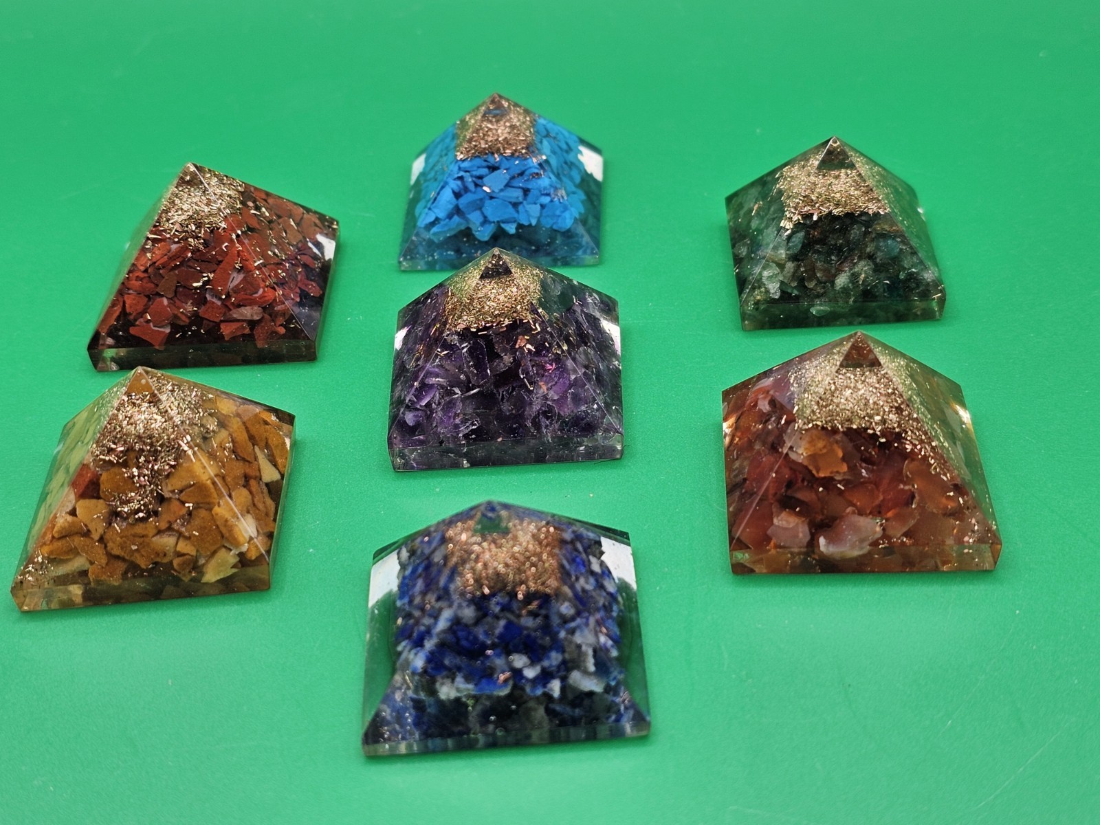 SMALL/MEDIUM 7 CHAKRA COMPLETE ORGONE GEMSTONE PYRAMID SET