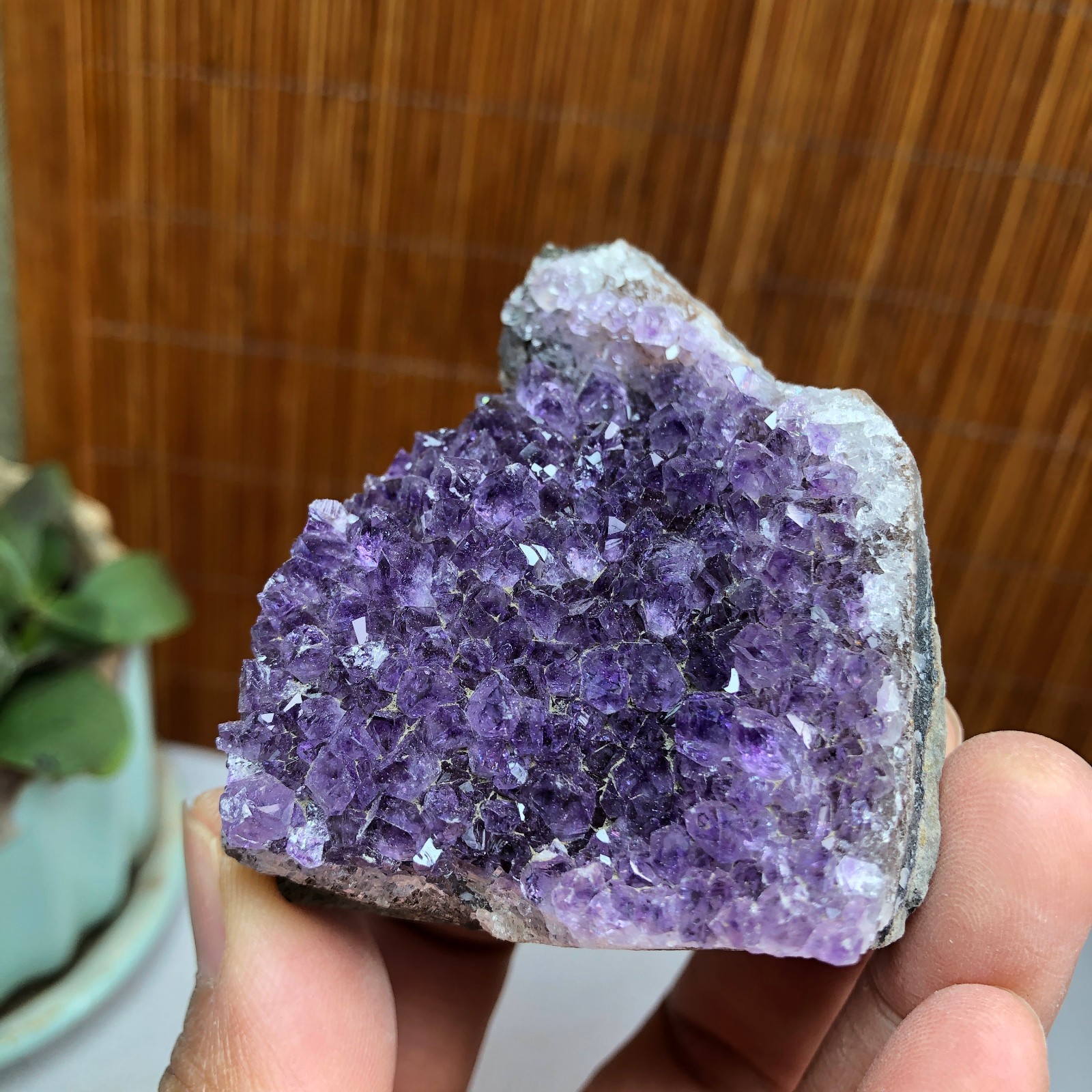 56mm NATURAL amethyst point purple Crystal Cluster Mineral Specimen 109g A1446