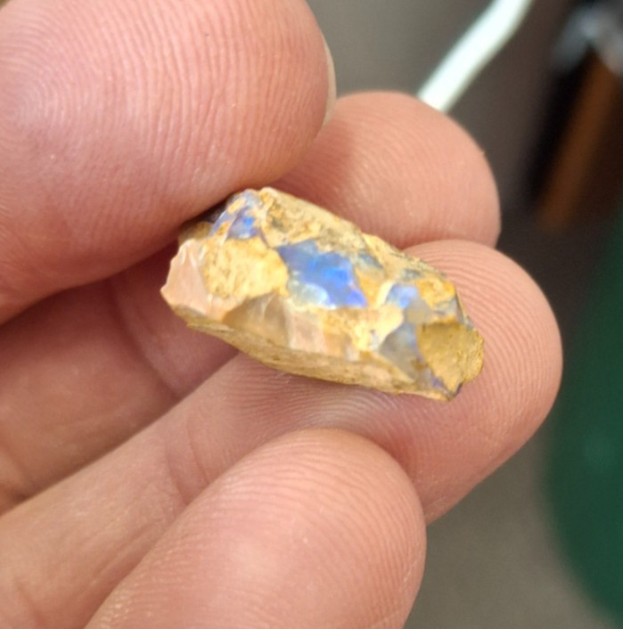 Nice Opal Piece…18 carat