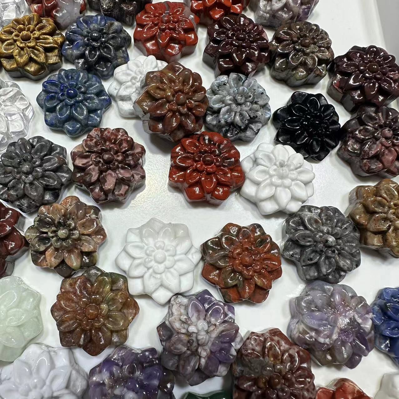 5pc Natural Mix Quartz Carved Flower Skull Crystal Reiki Healing Gem Random
