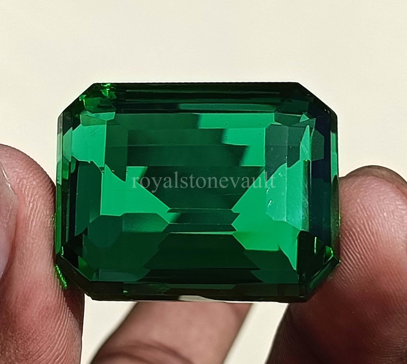 Natural Green Emerald IGL Certified 114.35 Ct Emerald Cut Loose Gemstone 5ISR