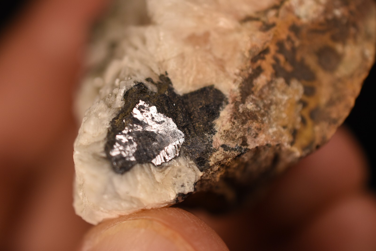 *CERUSSITE* On GALENA & BARITE Specimen 5.8cm 109.6g Natural Crystal Cluster