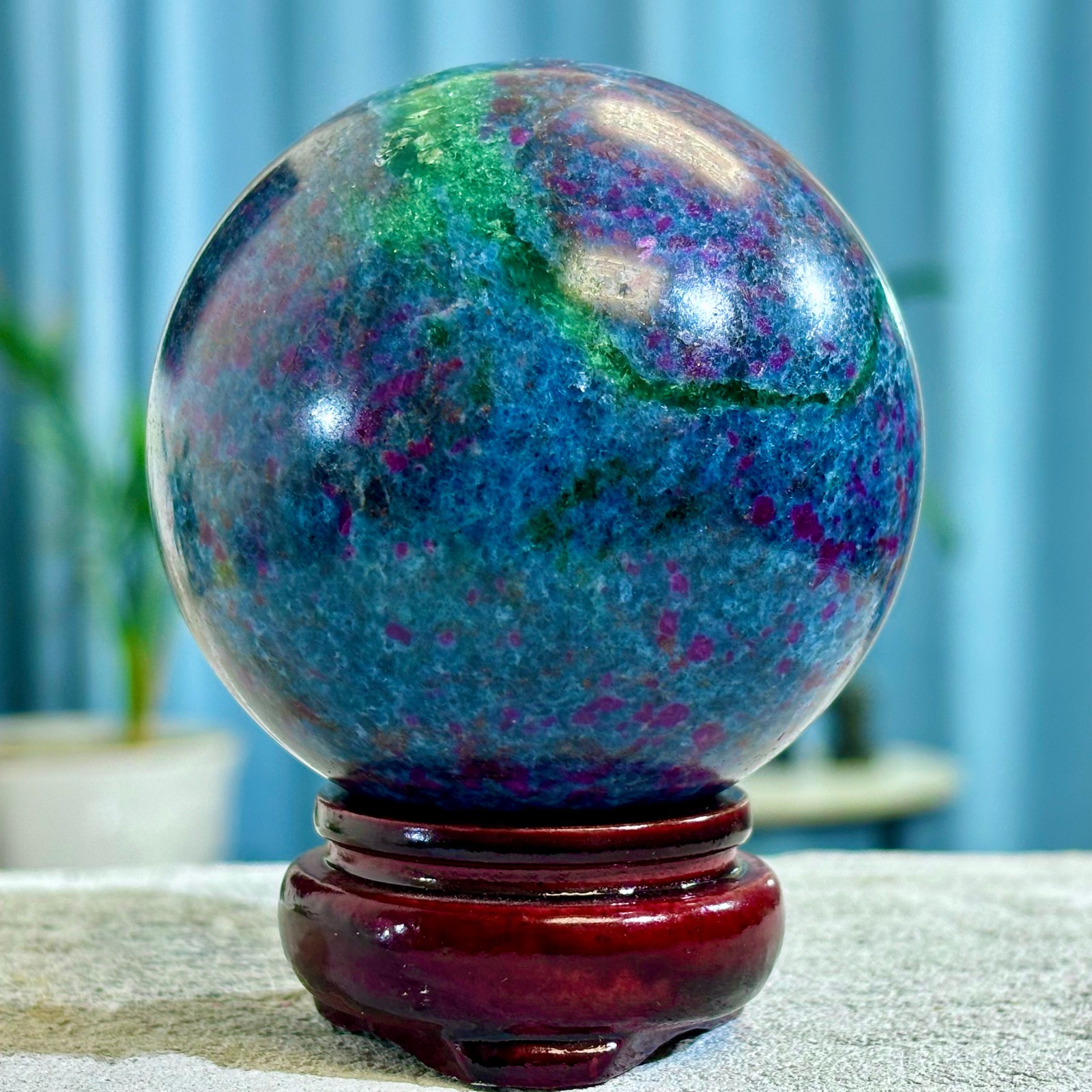 1.55LB Natural Blue Sapphire And Ruby Sphere Fluorescent Glow Under UV Light