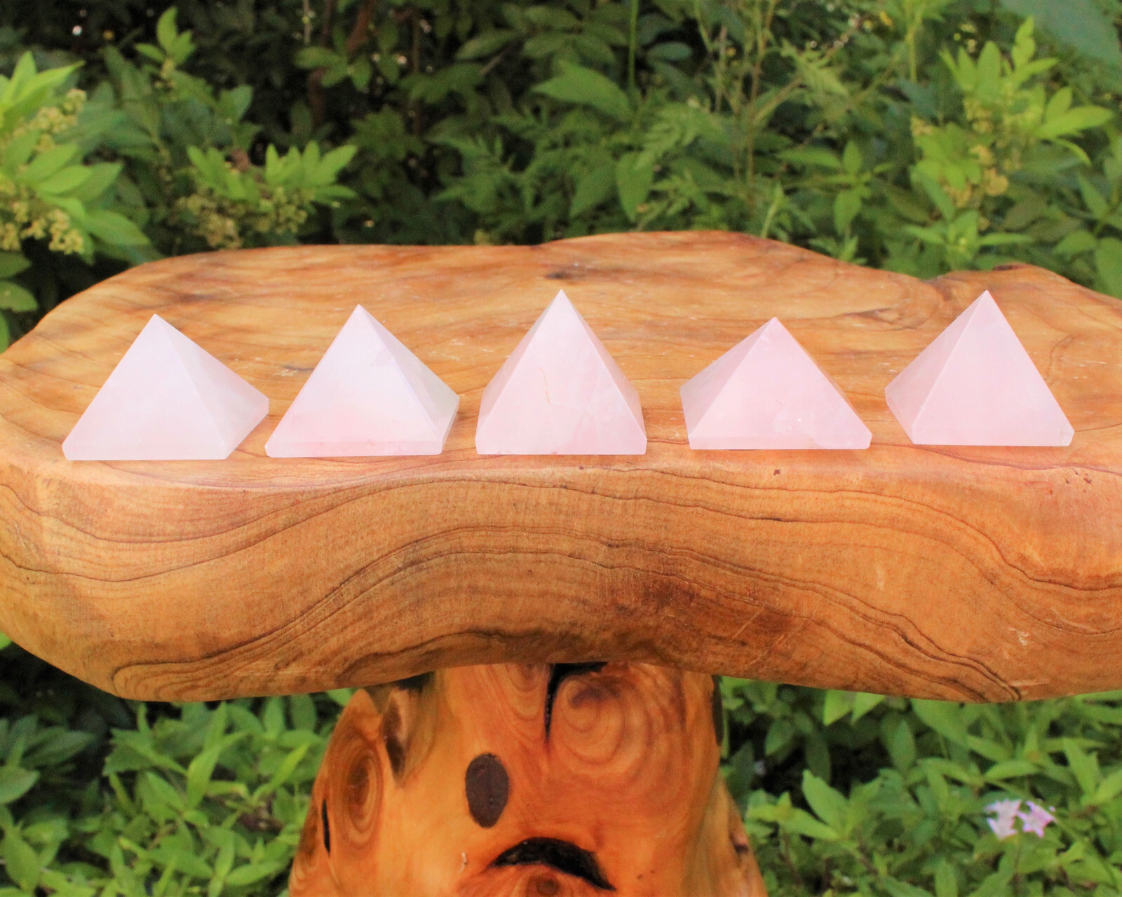 Rose Quartz Crystal Pyramid, Medium 1″ – 1.25″ (Reiki Rose Quartz Pyramid)