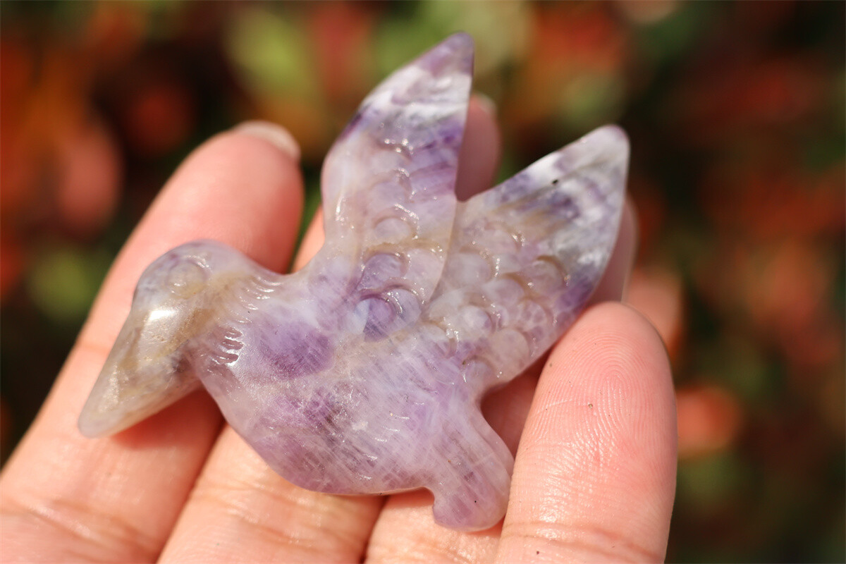 2.3” Hand Carved Natural Dream amethyst Hummingbird Crystal figurine gift 1pc