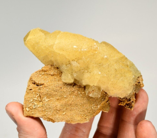286g Unique Calcite – Wayne Co., Missouri