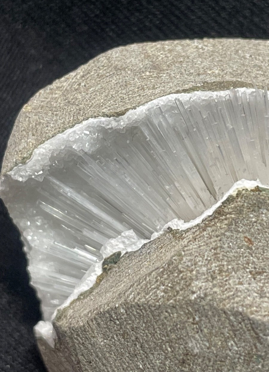 Stunning scolecite spray inside in matrix W/ natural formation of geode