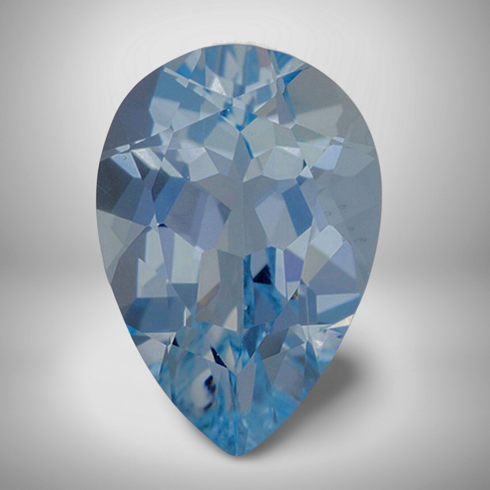 Aquamarine Pear Cut Gemstone 2.1 Cts – 9×6 mm VVS Precious Jewelry Gem