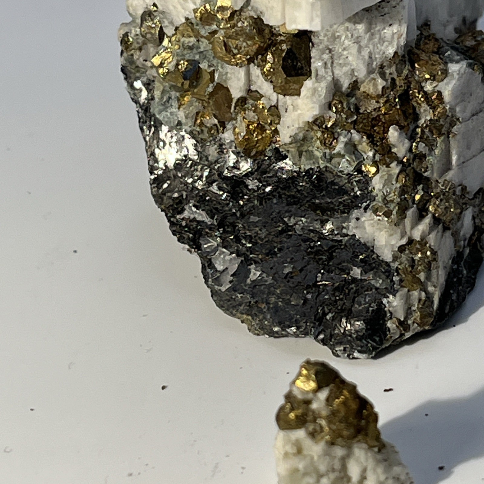 175g Rare Golden Chalcopyrite Iron Pyrite Gemstone Mineral Specimen in Calcite