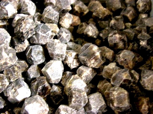 Garnet crystal yellow amber bigger dodecahedron Mexico 1/4 pound lot 4 + pieces