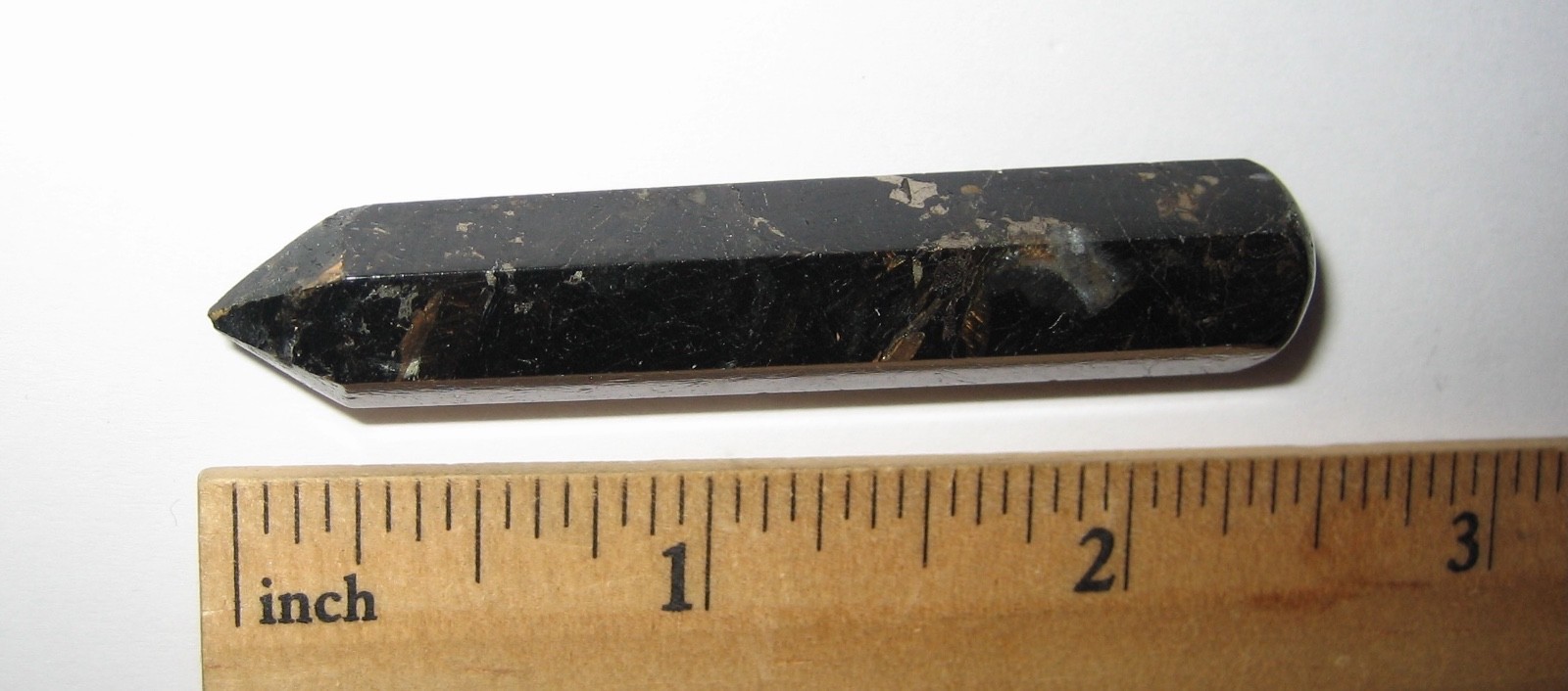 60mm RARE! POLISHED NATURAL AUTHENTIC NUUMMITE STONE WAND GREENLAND 16grams *2