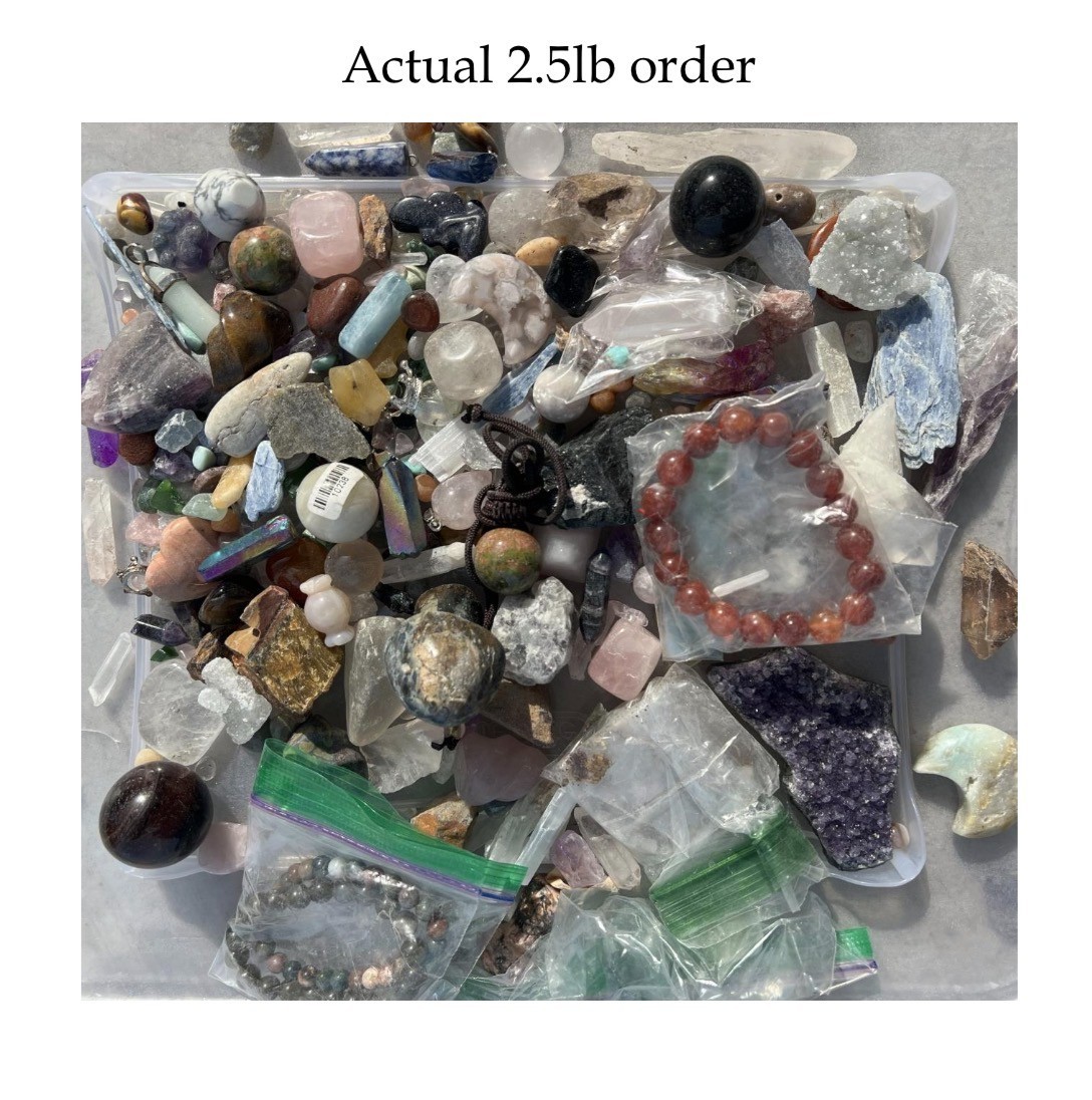 Crystal Lucky Confetti Scoop – 2.5 lb scoop also comes with 1–2 mystery items