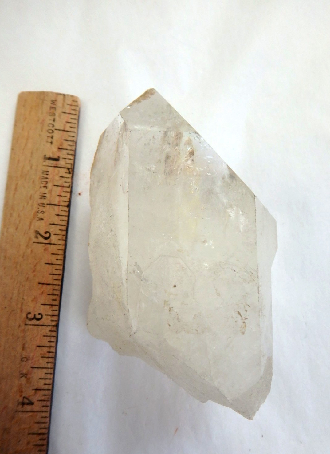 Crystal Beautiful Quartz $28✨🤍 Old Stock ✨224.6 grams Rainbows, Key Chorite