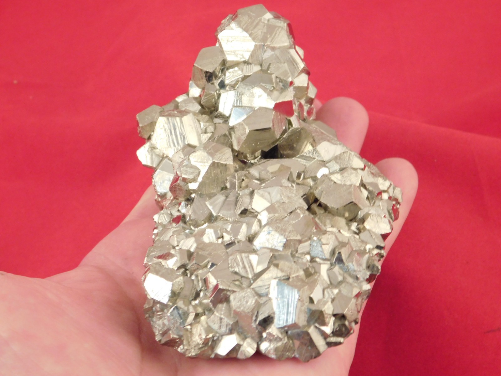 BIG! Dodecahedron PYRITE Crystal Cluster NICE! and 100% Natural Peru 850gr