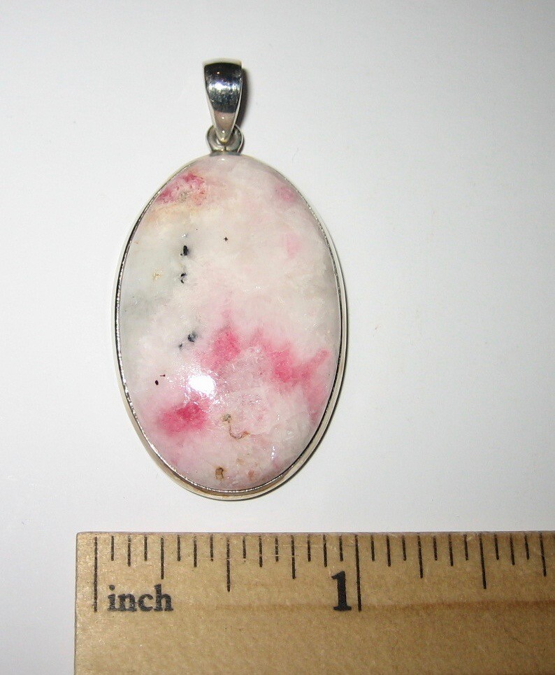 34x23mm RARE! POLISHED NATURAL TUGTUPITE STONE MINERAL SILVER PENDANT ~ 10.1g *A
