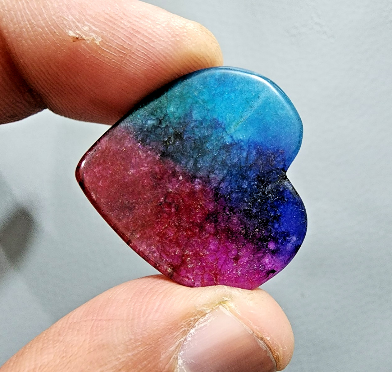 49 Crt Amazing Rainbow Solar Quartz Crystal Heart Shape Loose Gemstone Cabochon