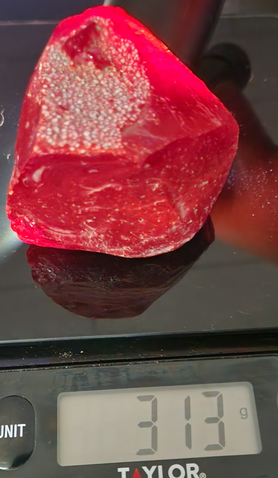Cerry Red rough Slag Glass specimen/natural shape 313g approx. 3 in