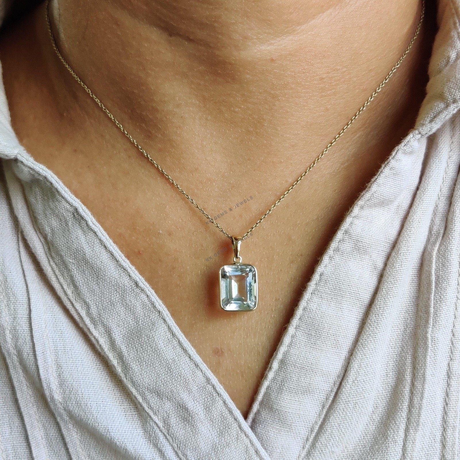 7.38ct Natural Clear Quartz Pendant 14K Gold Bezel Setting April Birthstone