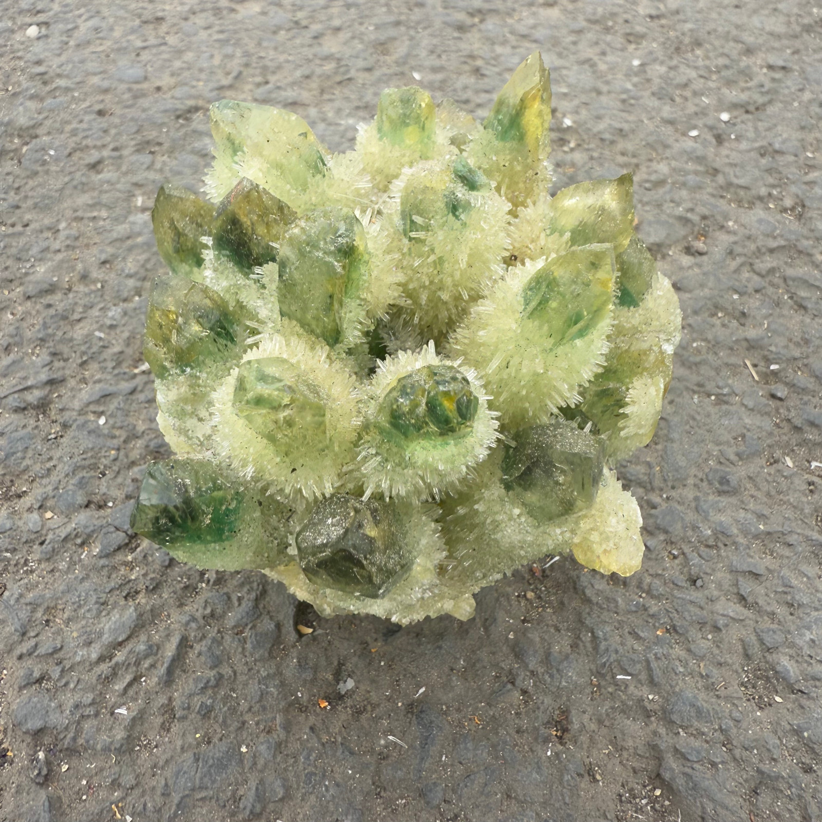 500g+ Natural Yellow and green ghost Cluster Crystal Mineral Healing Rock Stone
