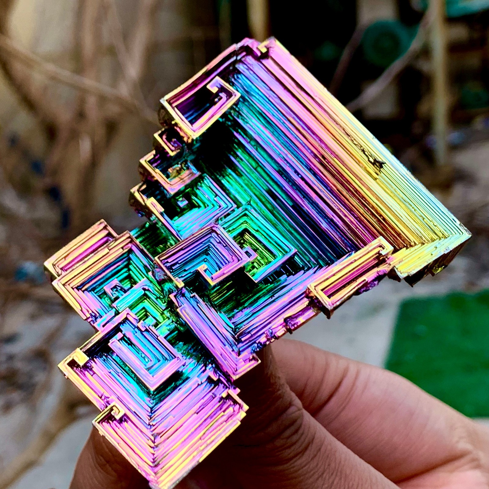 220G A+++ Gram rainbow crystal element Bi gemstone Mineral specimen