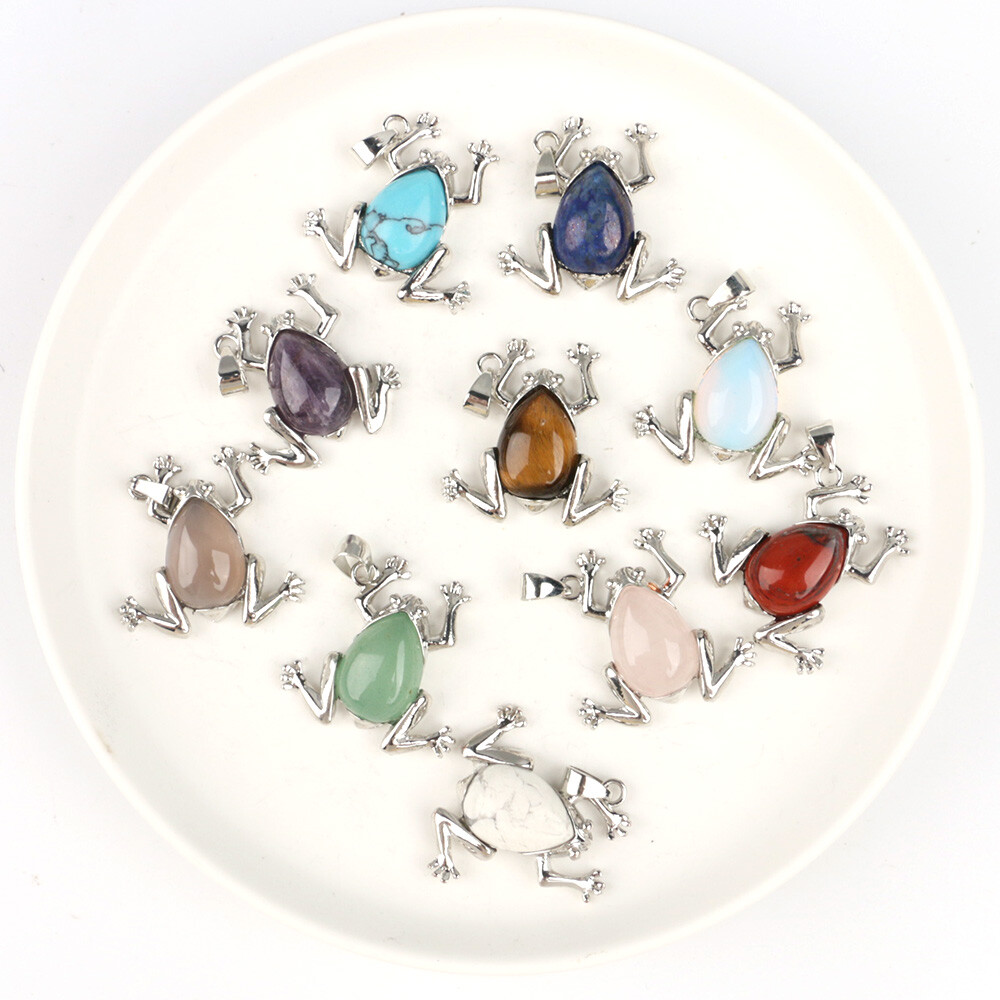 Mini Chakra Crystal Frog Pendants Bead Quartz Stone Energy Amulet Reiki Healing